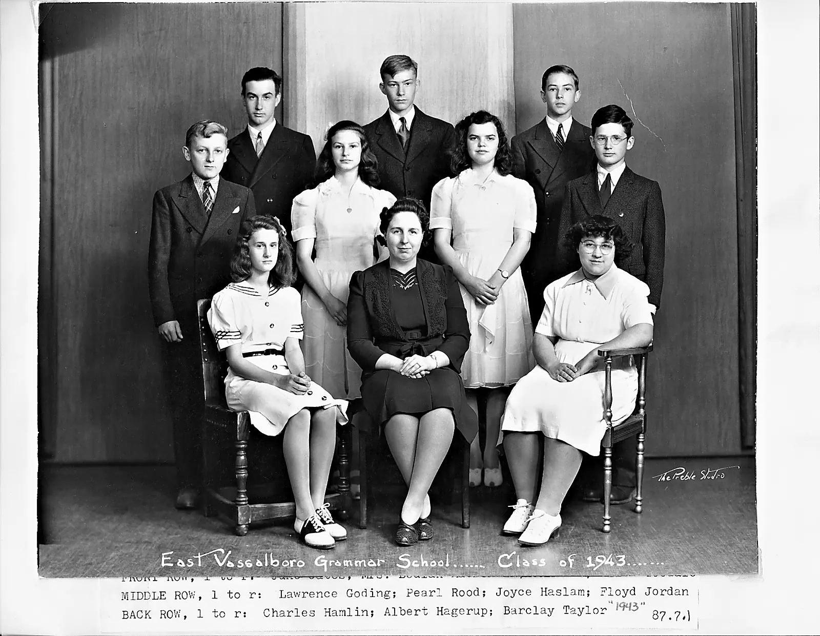 Graduating class of 1943, East Vassalboro Grammar School, Vassalboro, Maine